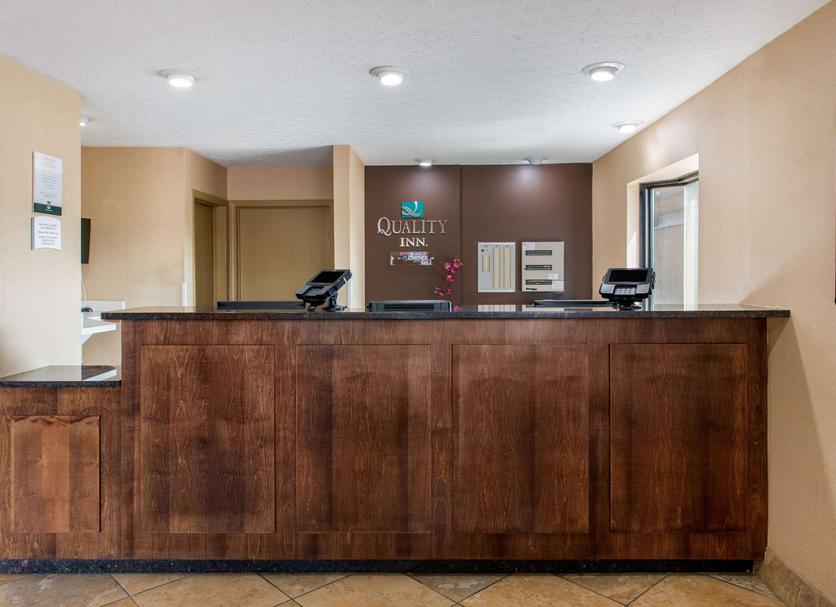 Front desk Photo