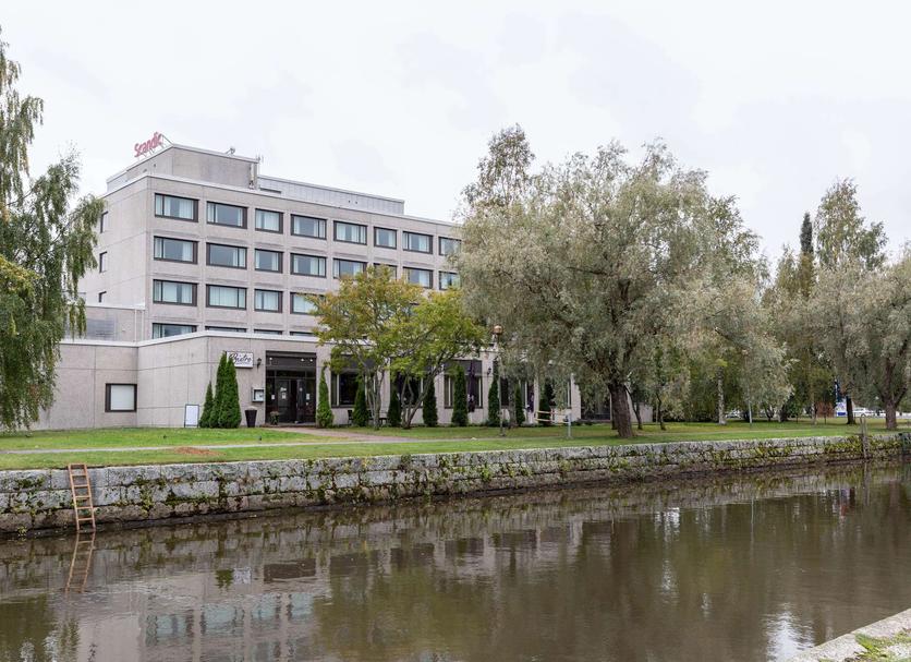 Building Photo