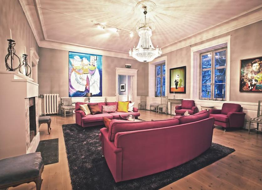 Lounge Photo
