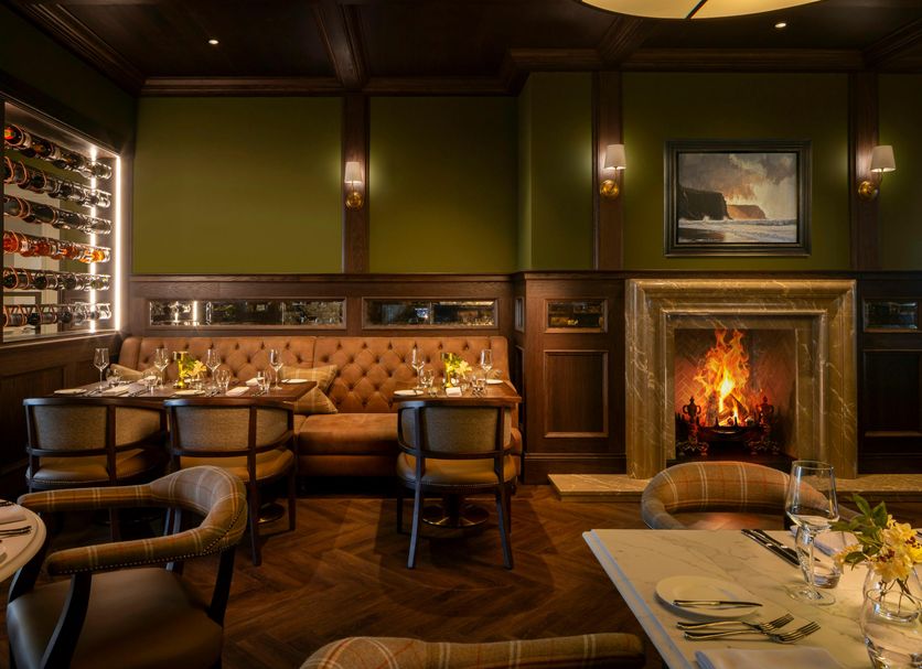 Restaurant Photo