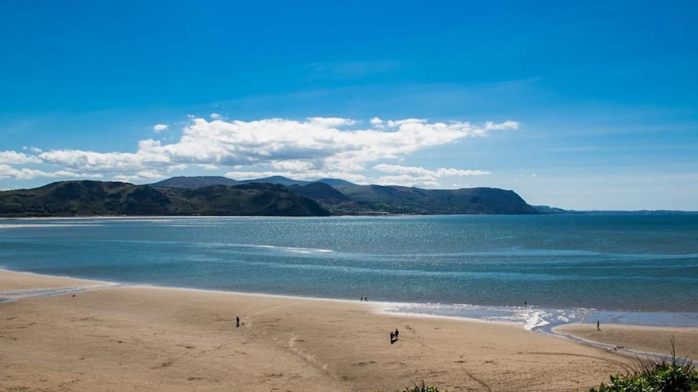 Cosy 1 Bedroom Apartment in the Heart of Llandudno