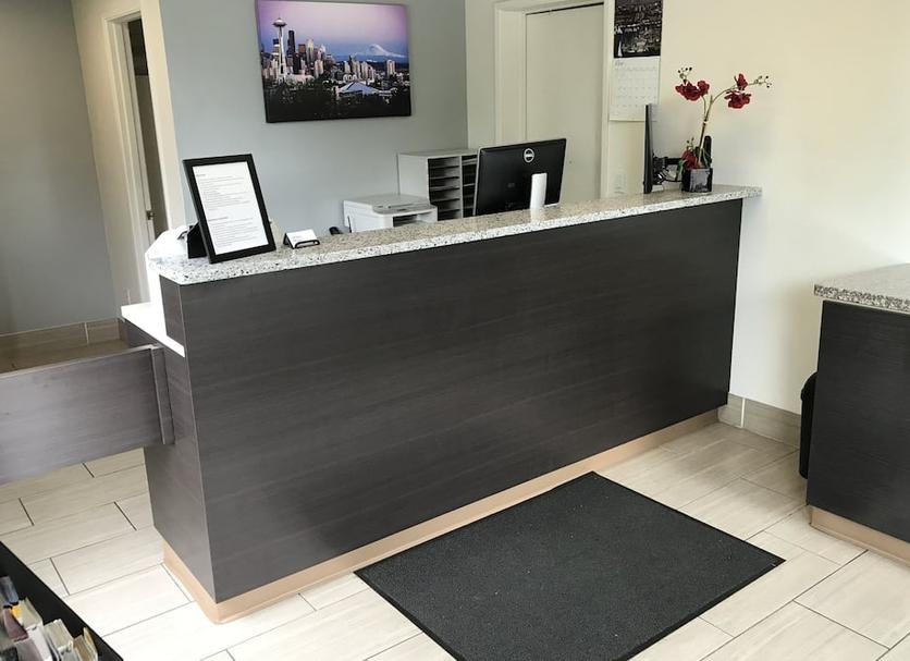 Front desk Photo