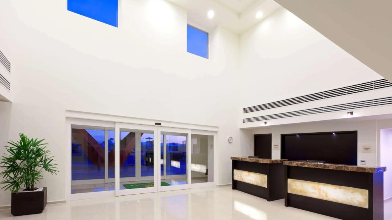 Lq Hotel By La Quinta San Luis Potosi