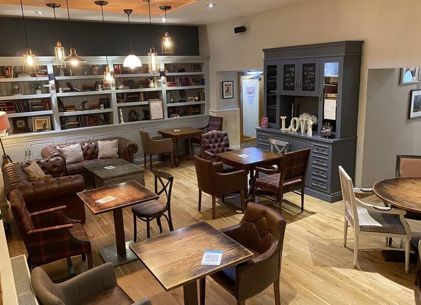 Restaurant Photo