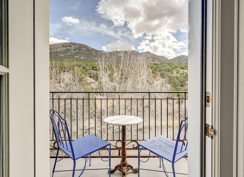 Balcony Photo