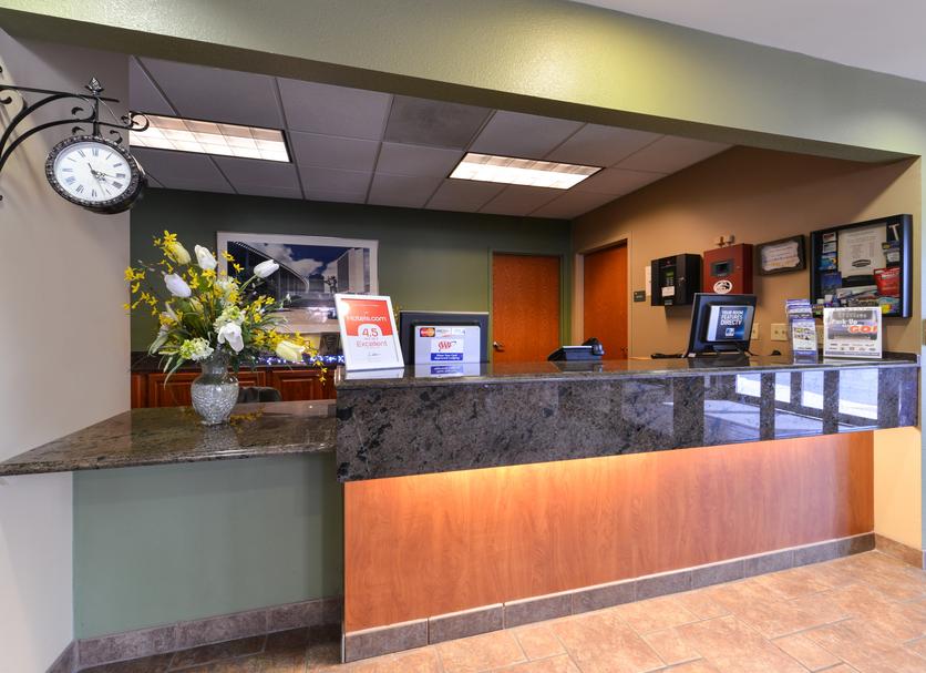 Front desk Photo