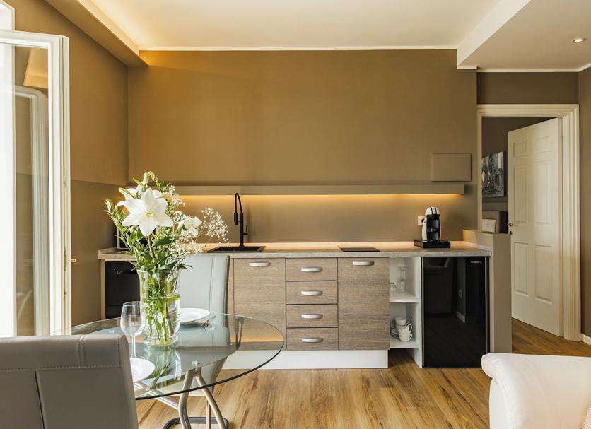 Kitchen Photo