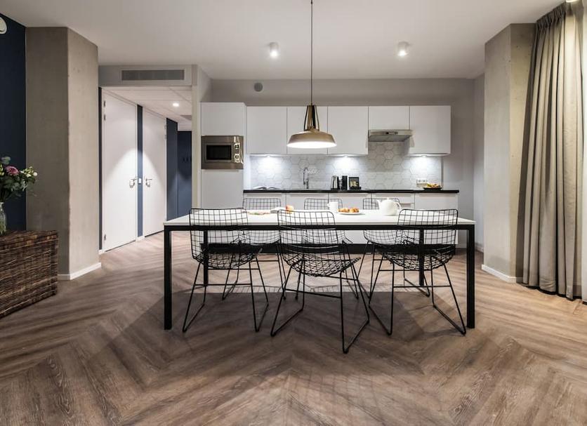 Kitchen Photo