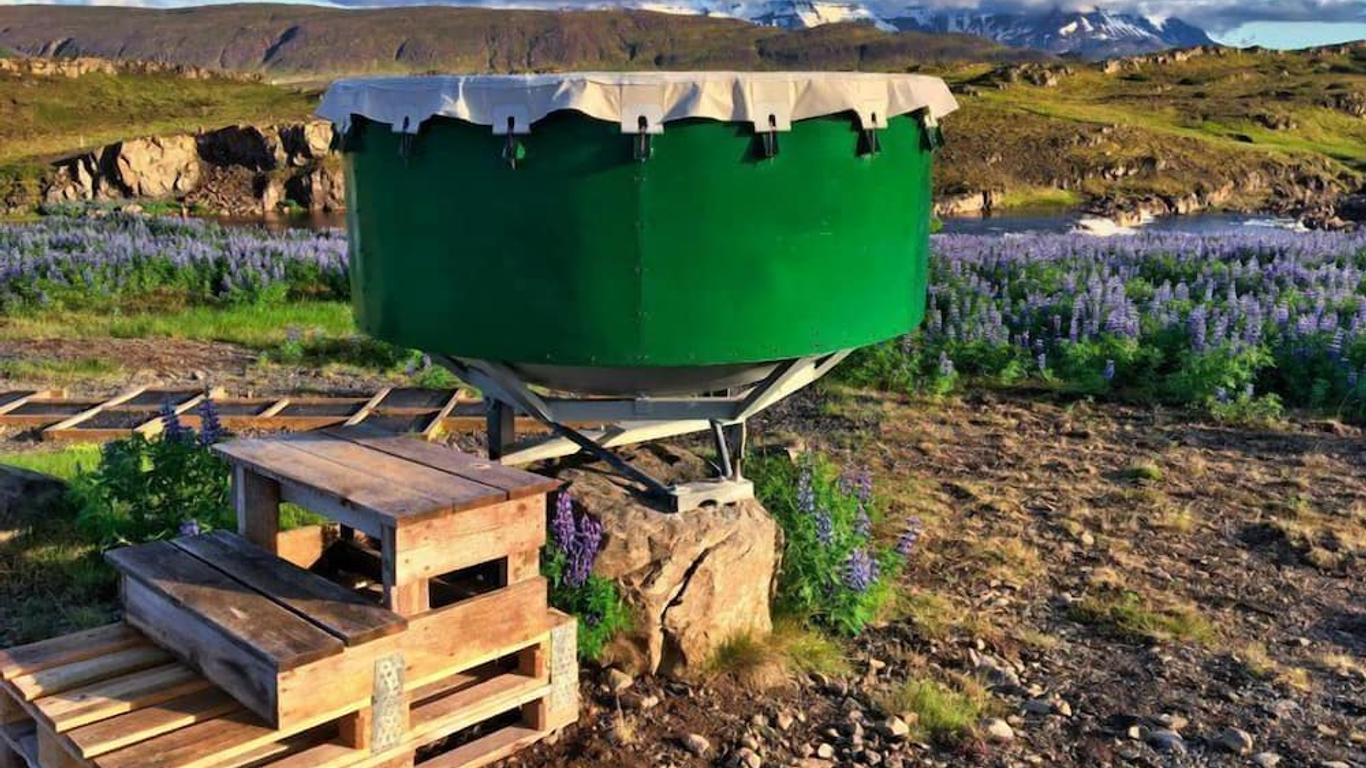 Fossatun Camping Pods & Cottages - Sleeping Bag Accommodation