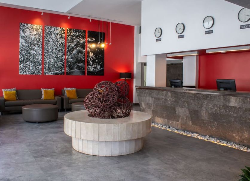 Front desk Photo