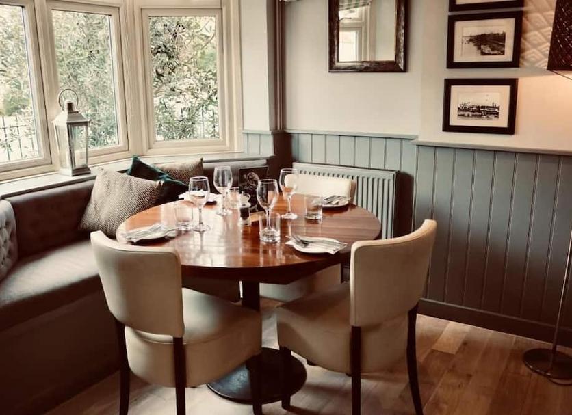 Restaurant Photo