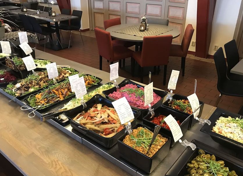 Buffet Photo