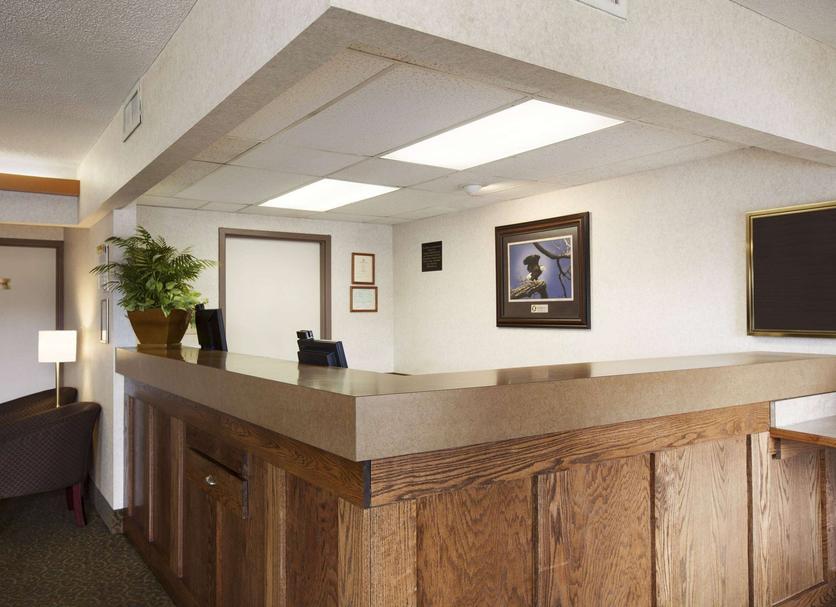 Front desk Photo