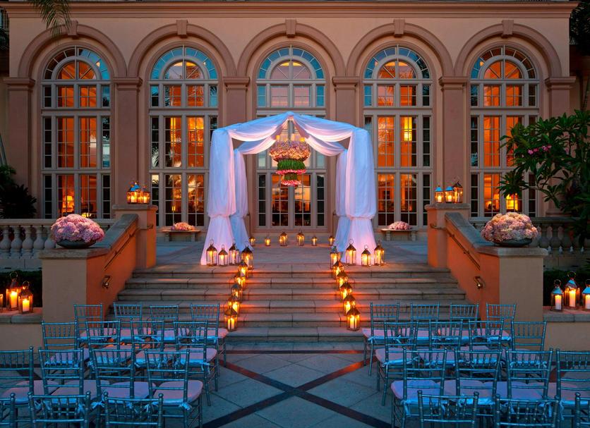 Banquet hall Photo