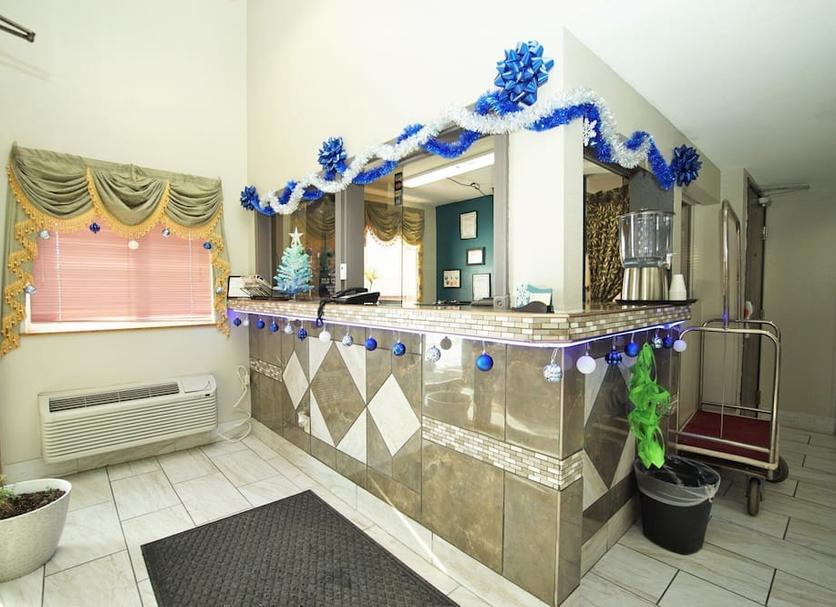 Front desk Photo