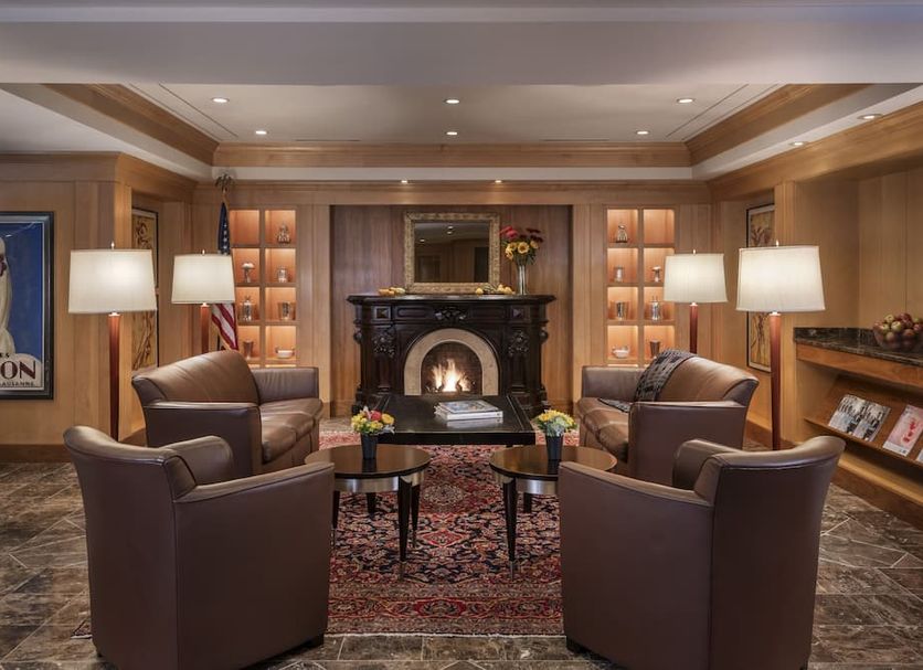 Lounge Photo