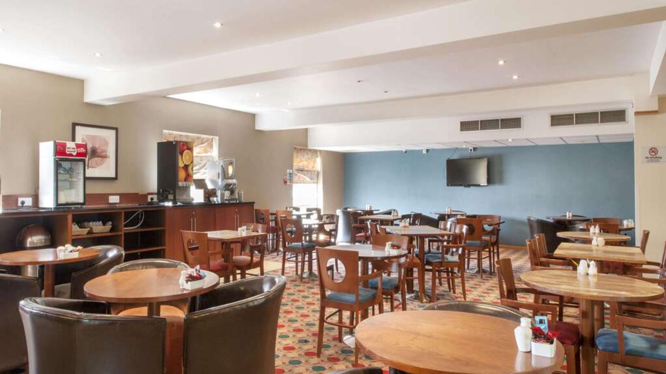 Travelodge Tewkesbury