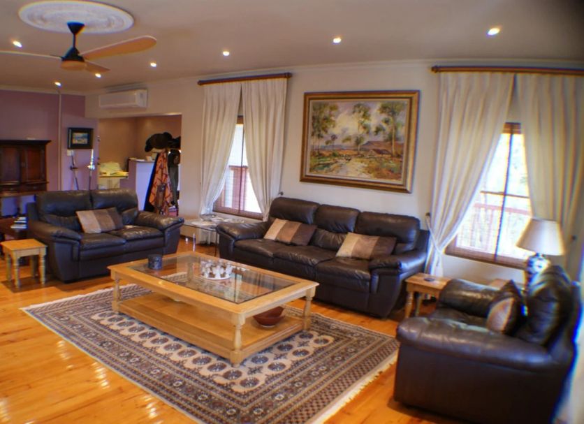 Living room Photo