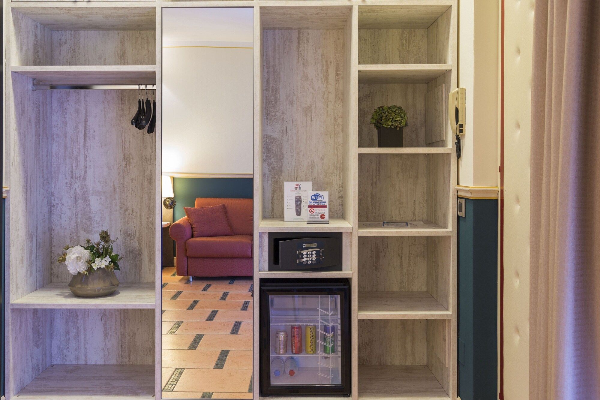 Room amenity