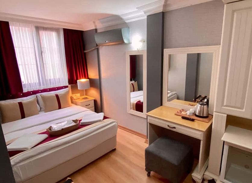 Bedroom Photo
