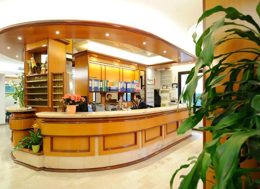 Front desk Photo