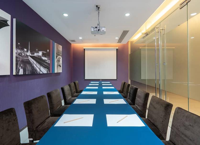 Conference room Photo