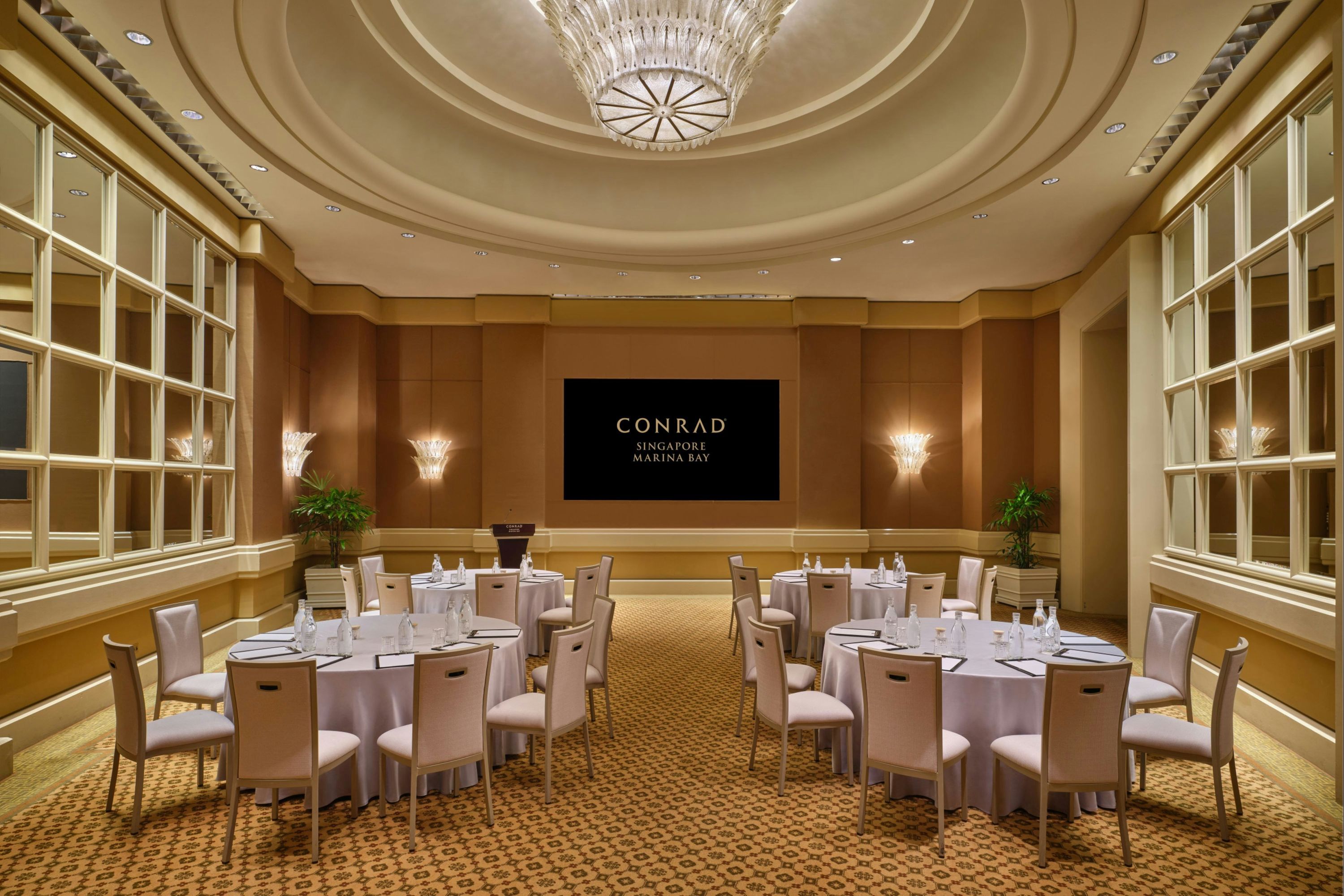 Banquet hall