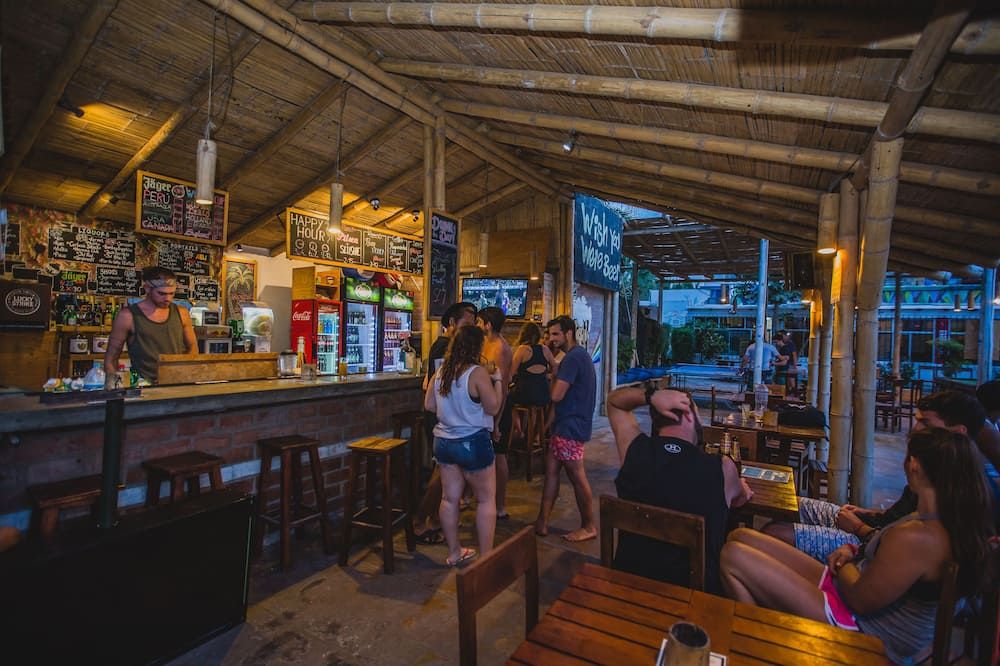 Bar