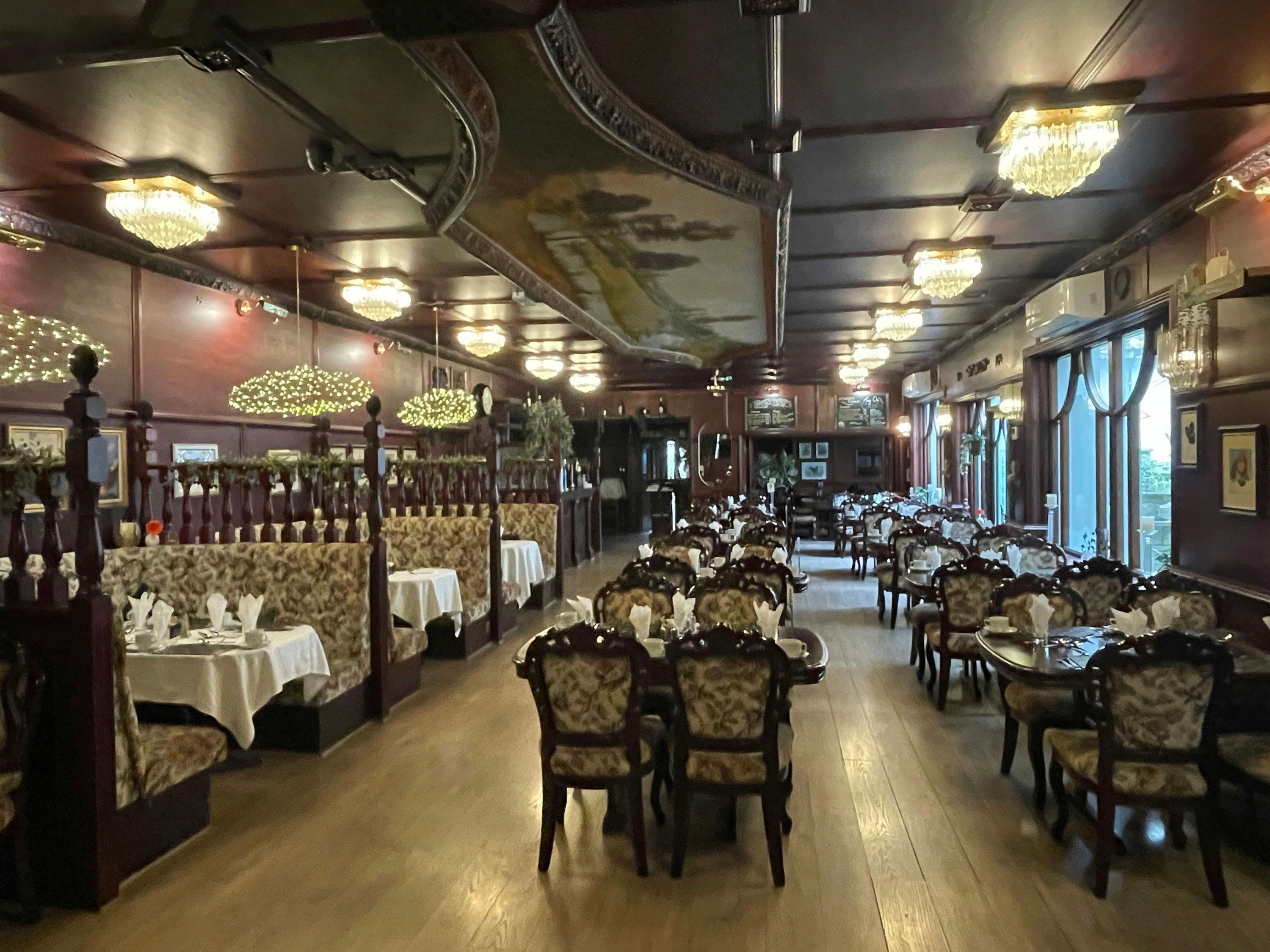 Restaurant Photo