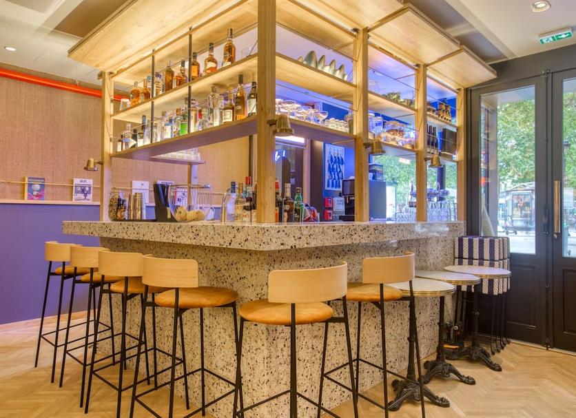 Bar Photo