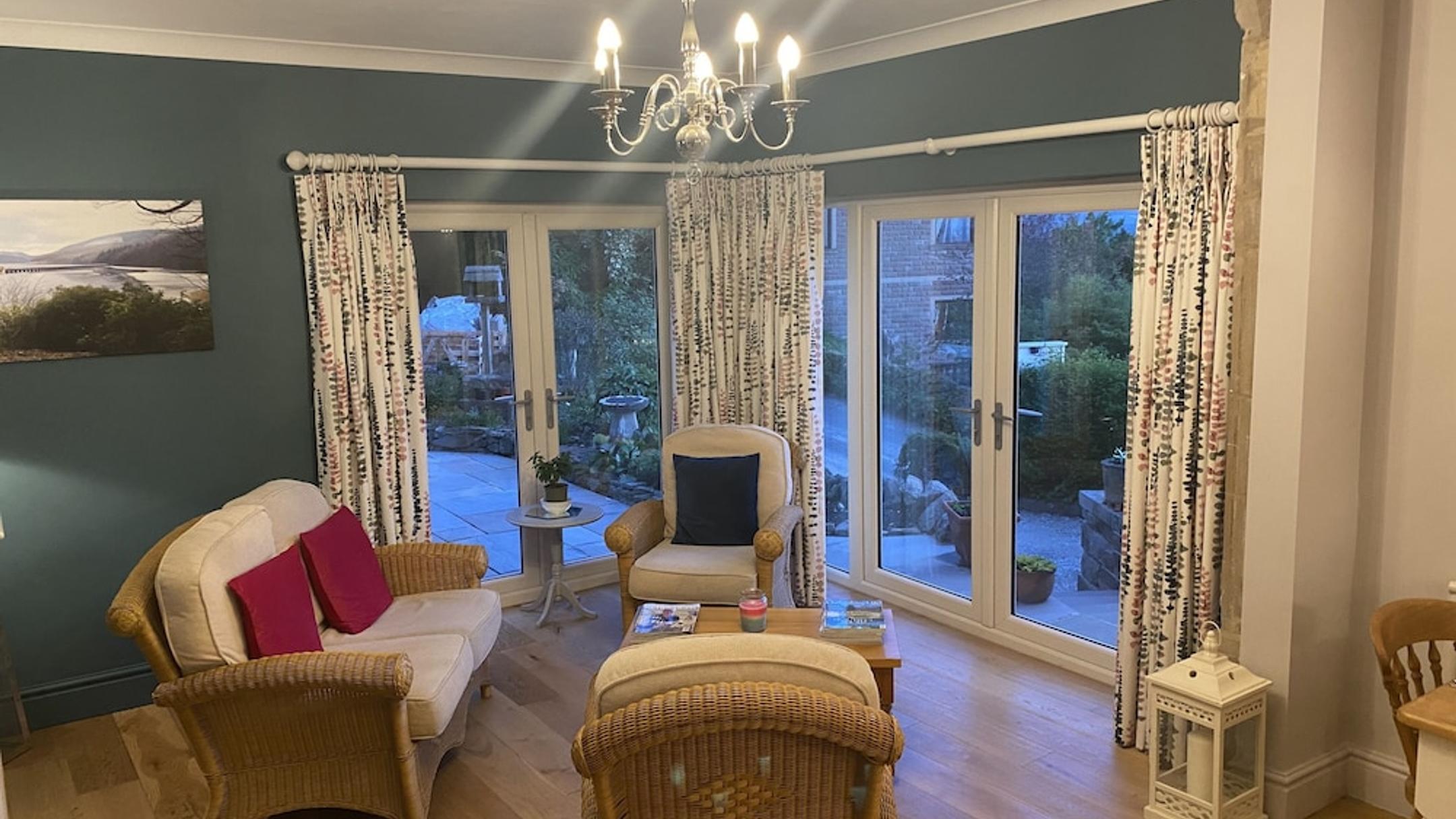 The Gables Bed & Breakfast £82. Matlock Hotel Deals & Reviews KAYAK