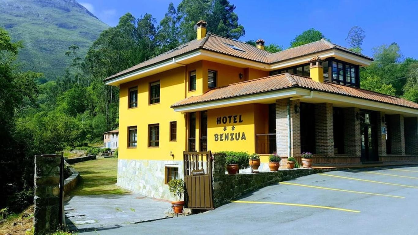 Hotel Benzua