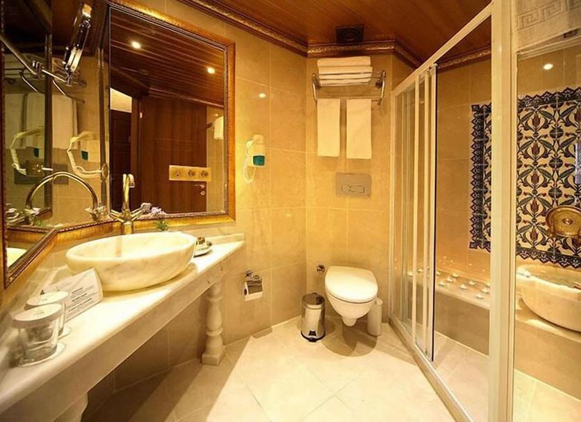Bathroom Photo