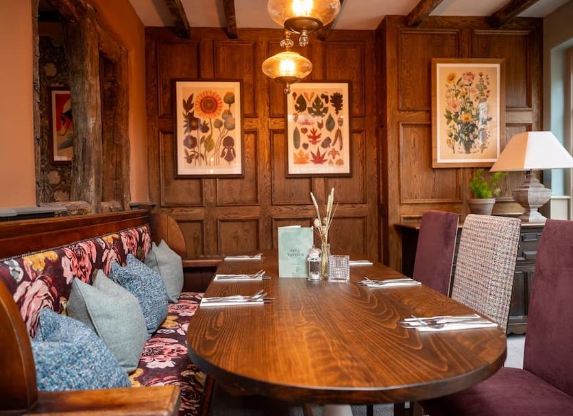Restaurant Photo