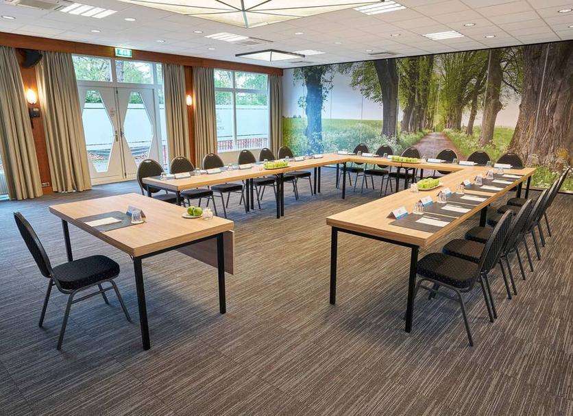 Conference room Photo