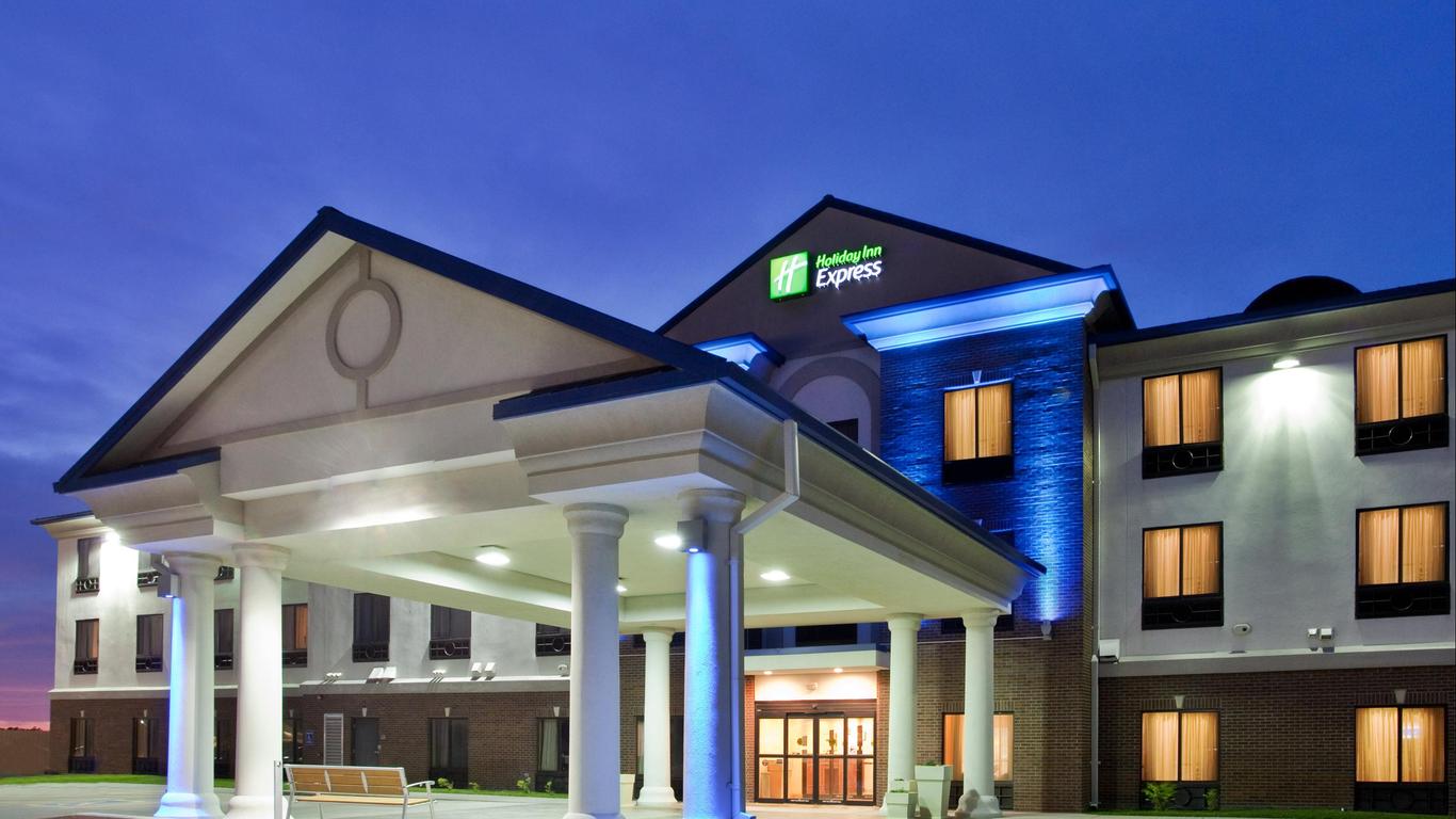 Holiday Inn Express & Suites Mcpherson