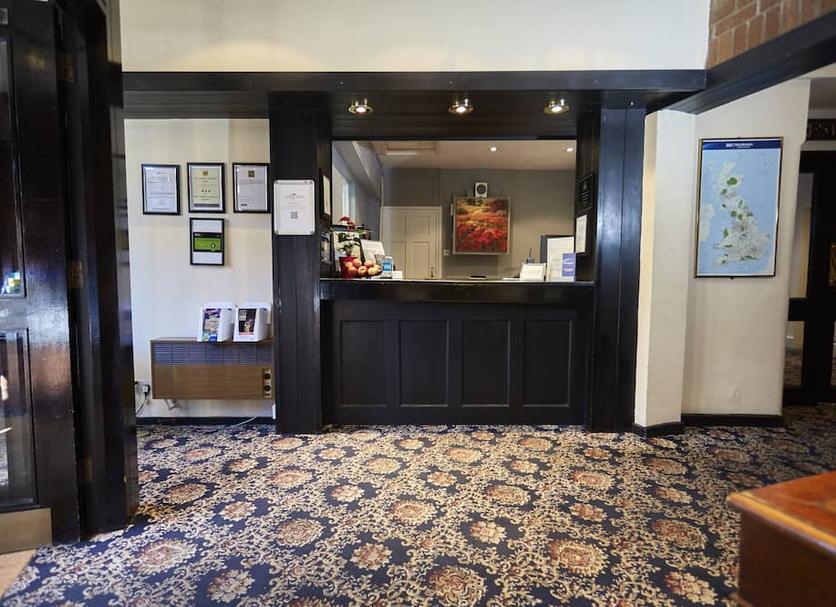 Front desk Photo