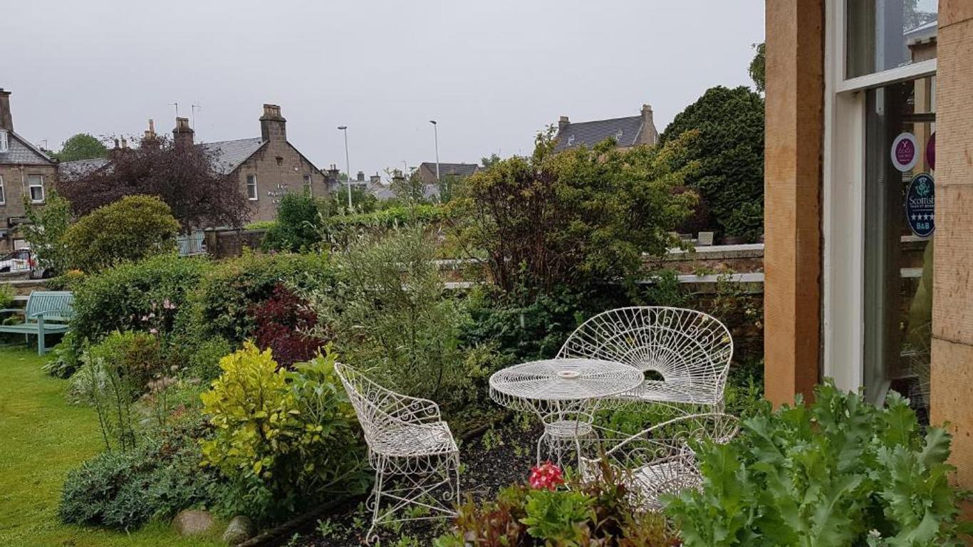 Moraybank Bed & Breakfast