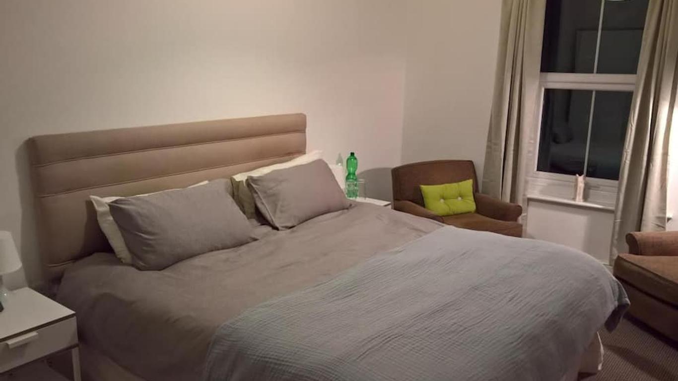 Regent Serviced Suites