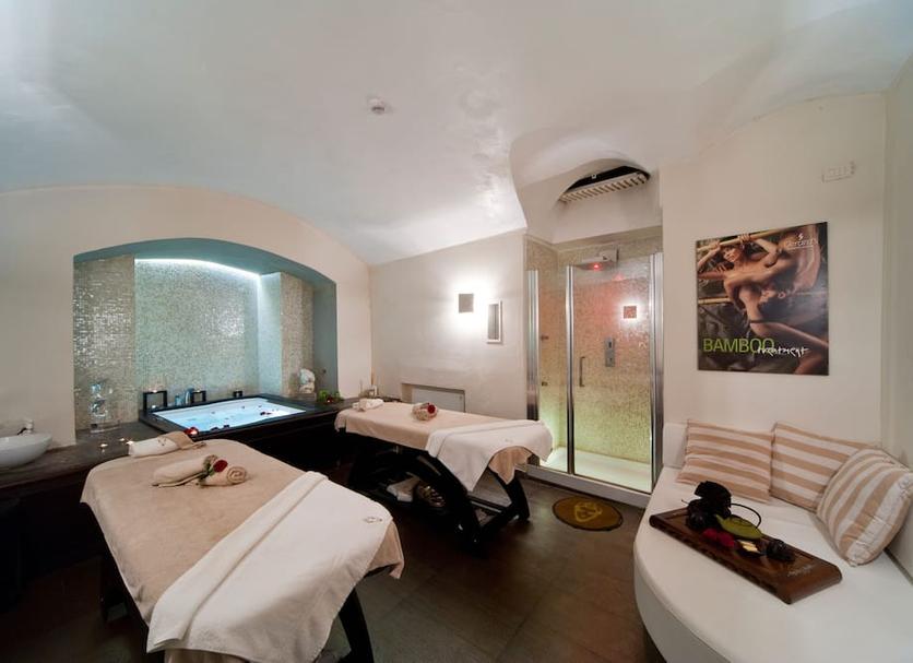 Spa Photo