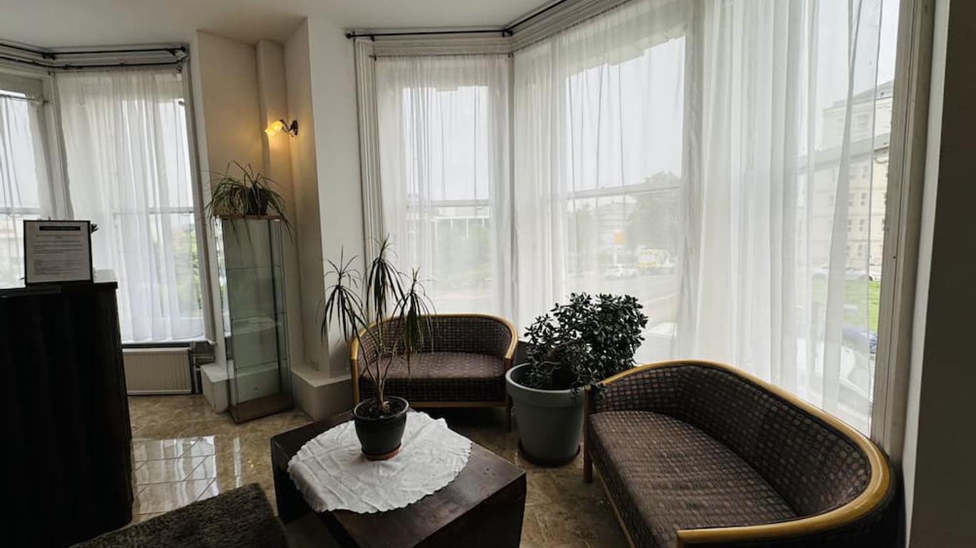 Carlton Court Hotel Eastbourne
