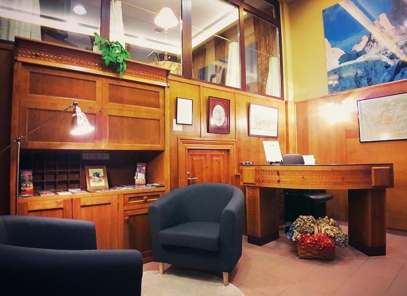 Lobby Photo