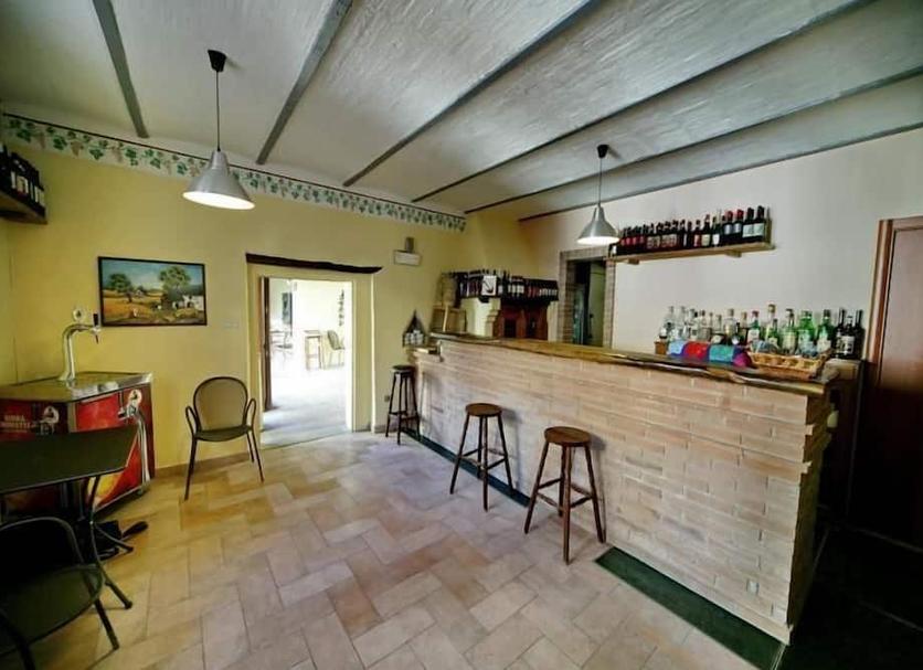 Bar Photo