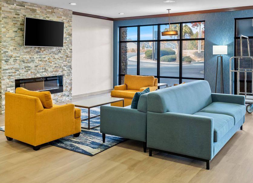 Lounge Photo