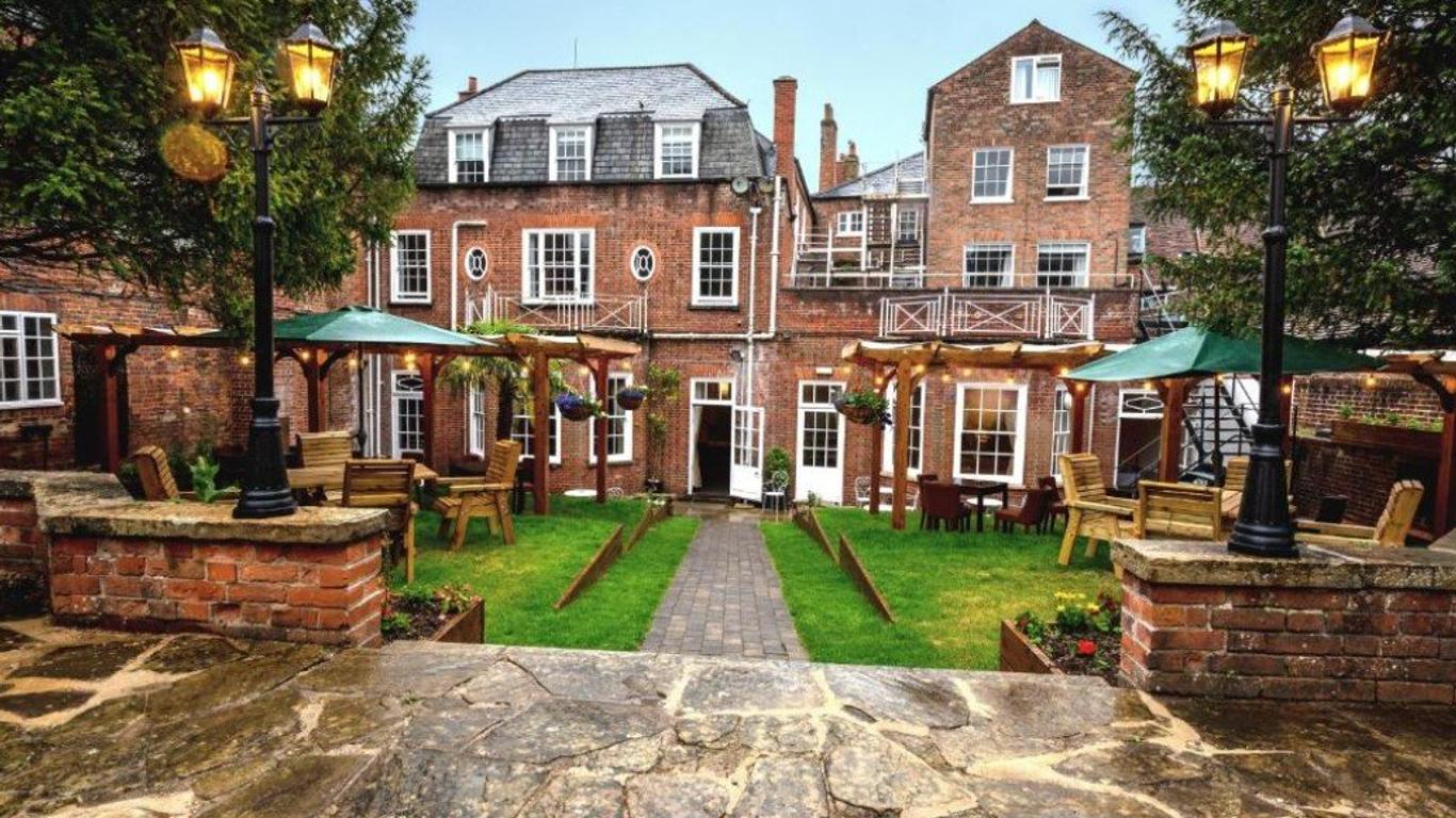 The Chequers Hotel