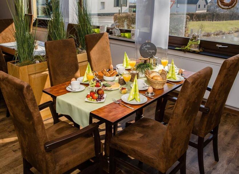 Dining room Photo