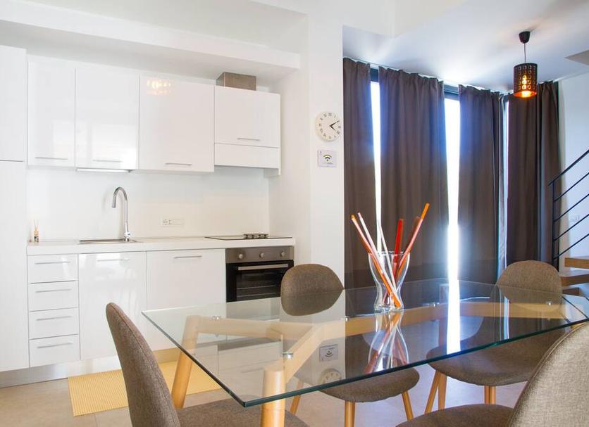 Dining room Photo