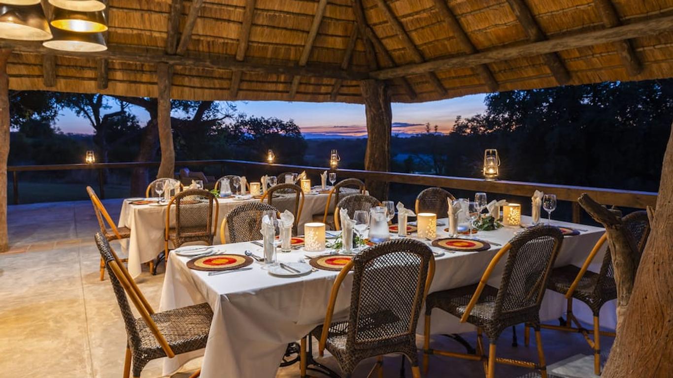 Inyati Game Lodge