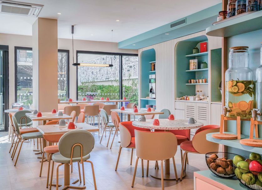 Restaurant Photo