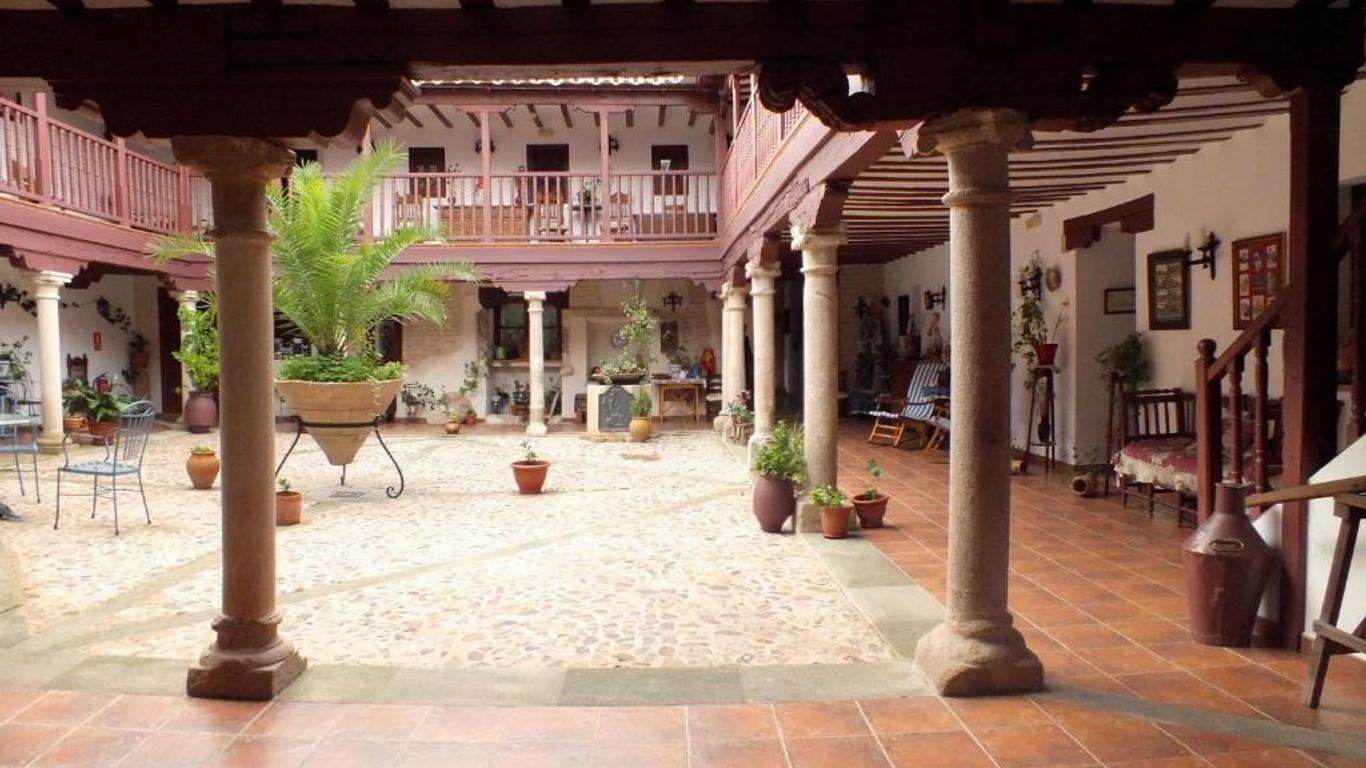 Posada Los Caballeros